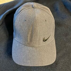 ^Nike Golf Hat Denim Blue w/Black Embroidered Nike Logo OSFM EUC